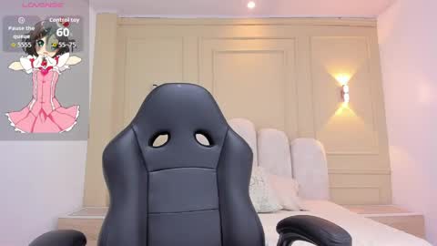   FLEUR   online show from April 13, 12:50 pm