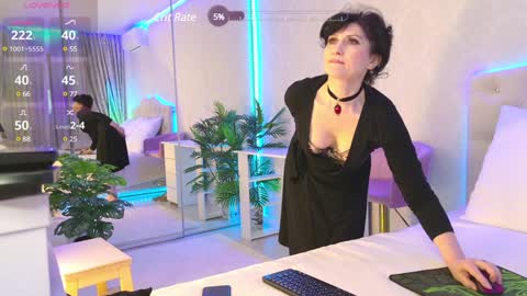 Victoria create your account through my link  online show from December 13, 2:05 pm