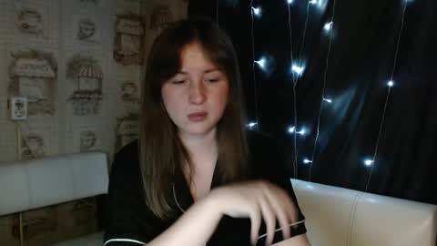 Flora online show from April 17, 3:36 pm