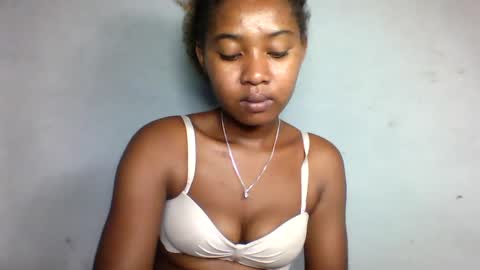 florencia011 online show from March 12, 6:22 pm