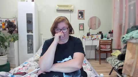 Flowerlower online show from December 4, 4:08 pm