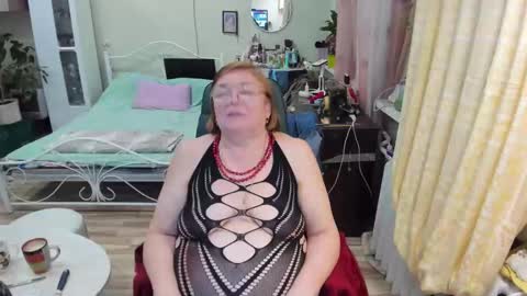 Flowerlower online show from February 25, 6:50 pm