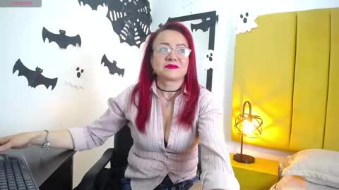 Foxy miilf online show from October 20, 12:52 pm