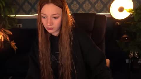 Maya online show from November 15, 7:31 am