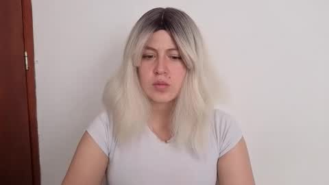 Francesca online show from February 18, 9:03 pm