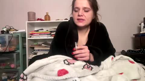 francescafey online show from December 21, 9:46 am