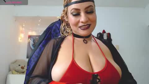 franchesca lussuria online show from March 5, 3:02 am