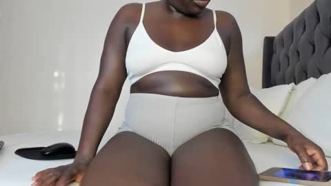 Maria online show from December 7, 4:09 am