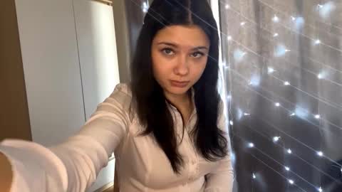 Jenny online show from March 31, 6:57 am