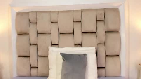 Frehia   online show from April 18, 11:35 am