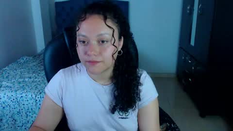 Louise  online show from April 15, 11:11 am