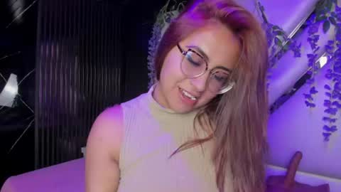 Freya online show from July 4, 4:41 am