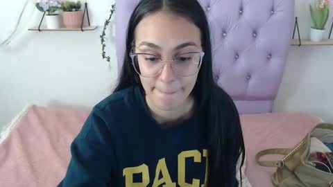 Freyja online show from September 19, 9:36 pm