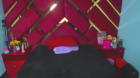 freyja_naugthy online show from March 6, 1:39 pm