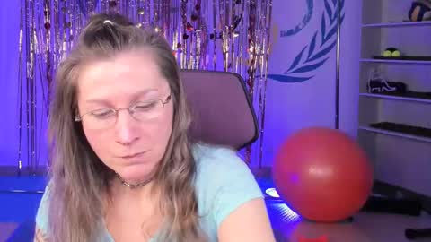 Frida Tander online show from February 24, 9:08 am