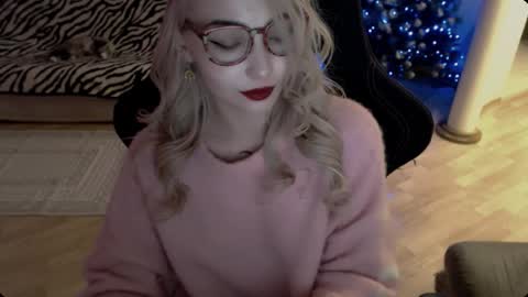 Lilith online show from December 19, 11:57 am