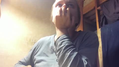 Snapshot of frumcake chatting on December 25, 12:27 am FrumCake online show from December 25, 12:27 am