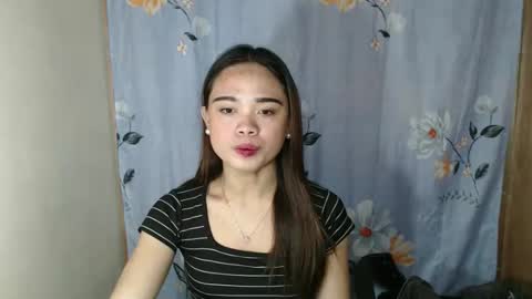 Snapshot of fuchsia_love chatting on September 10, 6:08 pm HI IM RONA DONT FORGET GIVE ME THUMBS UP AND JOIN TO MY FANCLUB online show from September 10, 6:08 pm