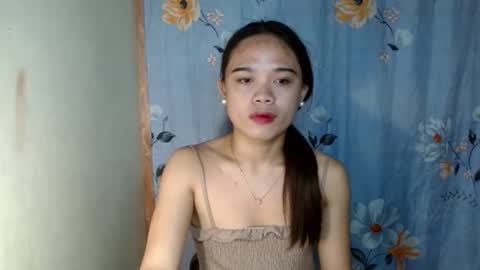 Snapshot of fuchsia_love chatting on September 12, 5:41 am HI IM RONA DONT FORGET GIVE ME THUMBS UP AND JOIN TO MY FANCLUB online show from September 12, 5:41 am
