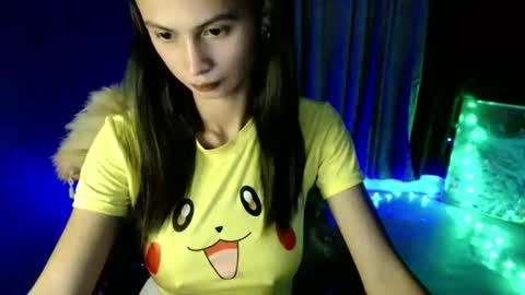 lexi online show from March 24, 4:12 pm