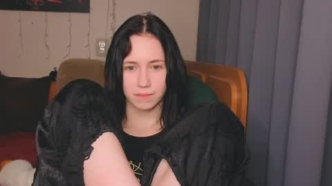 Eva online show from April 19, 2:50 pm