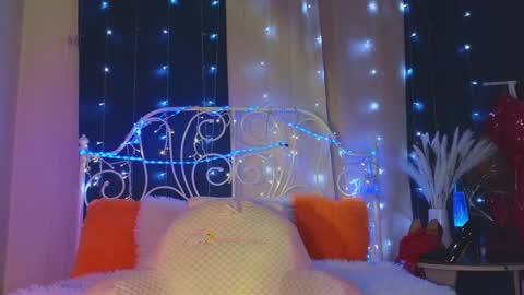 Tiffany online show from February 9, 9:17 pm