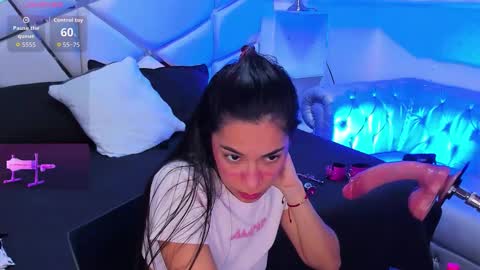 gabbieskinny online show from February 24, 11:53 am