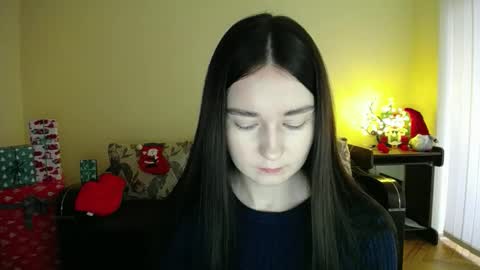 Jaklin online show from December 22, 9:45 am