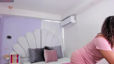 Gaby Fox online show from April 1, 9:23 pm