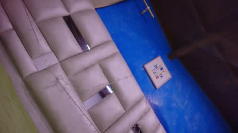 Snapshot of gabriela_leone chatting on January 12, 7:10 pm gabriela online show from January 12, 7:10 pm