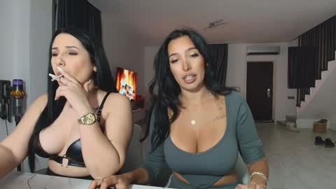 i love to squirt online show from February 6, 11:19 pm