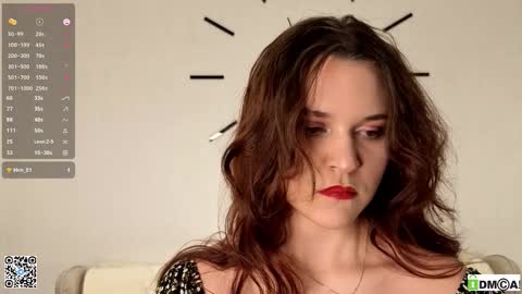 Stacy online show from February 25, 6:28 pm