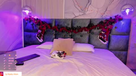 Gaby Blaze online show from December 17, 3:17 pm