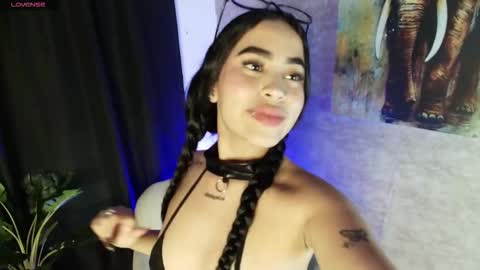          online show from November 5, 2:06 am