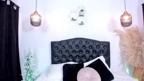 Gabriela let my eyes dazzle you with pleasure online show from December 13, 7:21 pm