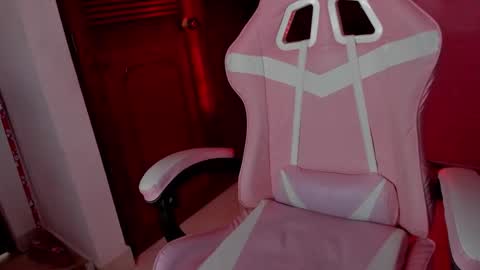 gabyye capprins online show from September 27, 12:51 am