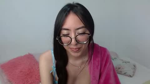 Snapshot of gabyyxoxo chatting on October 29, 5:45 am gabyyxoxo online show from October 29, 5:45 am