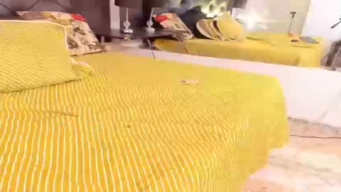 gala bunny online show from September 17, 1:36 am