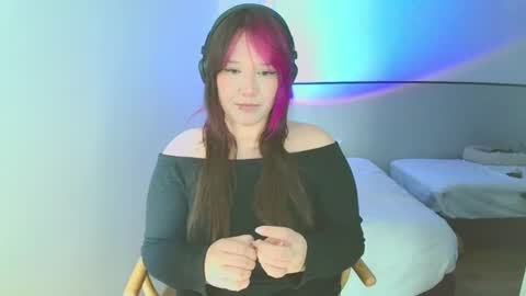 Alex  brb in 2 hours online show from August 8, 7:05 am