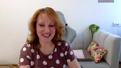 Ava online show from April 15, 8:04 am