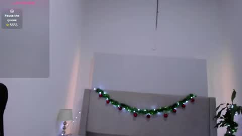 Gayle Tate online show from December 31, 11:42 am