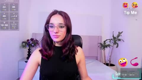 Gayle Tate online show from February 11, 12:15 pm