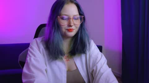 Vi online show from November 1, 7:29 pm