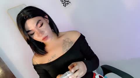 gel online show from July 31, 12:50 pm