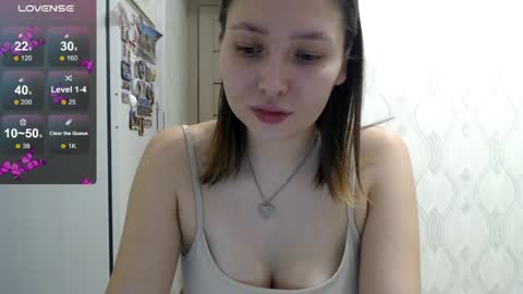 genev__ievee online show from April 2, 7:00 pm