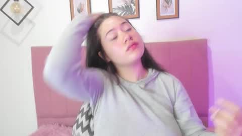 Sofia online show from October 11, 2:05 am