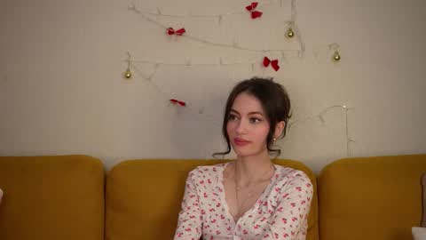 georgiamorandi online show from December 22, 11:35 am