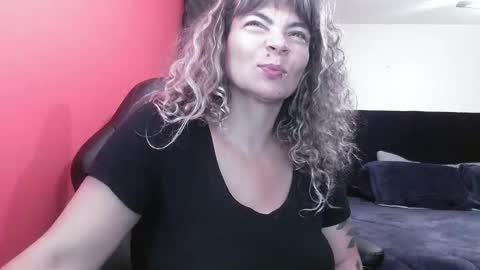 Georgina  online show from October 16, 6:16 am