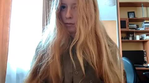 Kate online show from April 14, 3:39 am