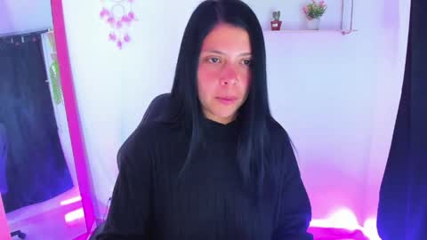 giaaaa   online show from April 13, 2:24 am